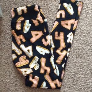 Lularoe one size birthday leggings